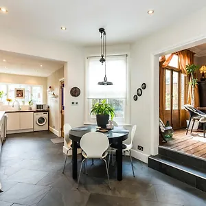 Holiday home Beautiful 3bd Forest Hill South, London